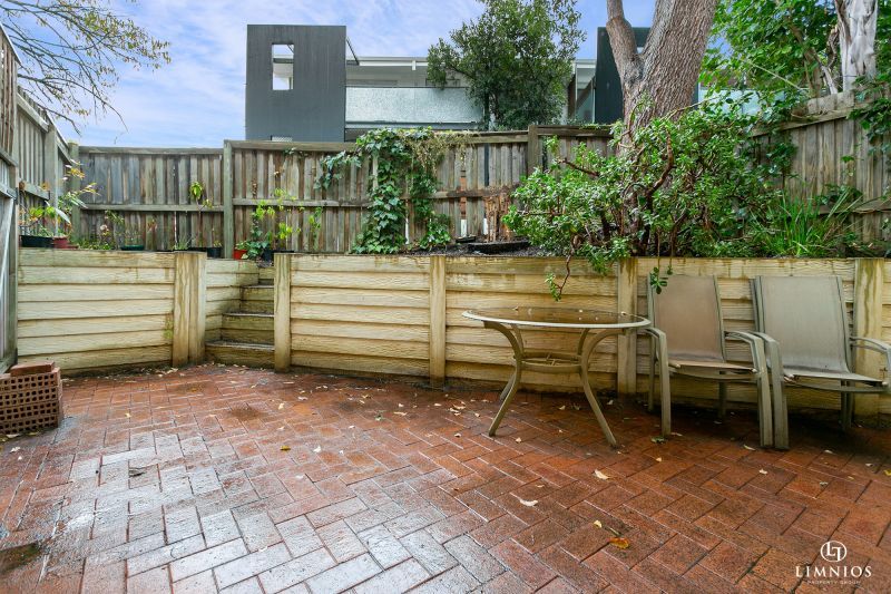 Affordable City Fringe Convenience!