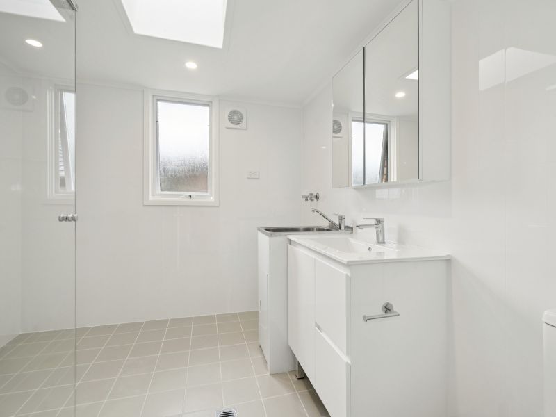 Abundance of natural light in a great location