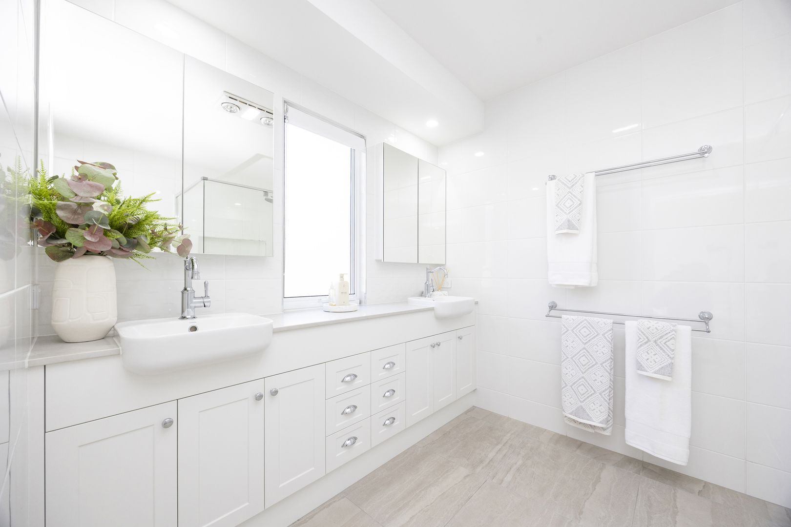 Designer Living in Prime Location