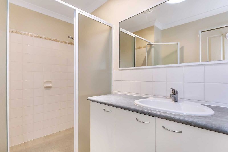 ARCADIA WATERS MADDINGTON - Great Location Close To The Club House