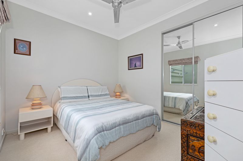 Lush Three Bedroom Corner Hideaway