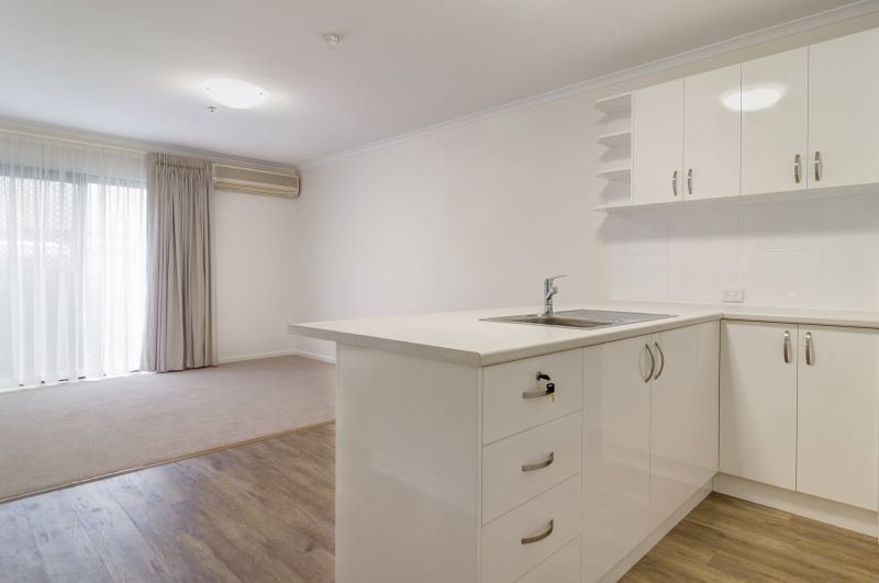 Modern one-bedroom apartment