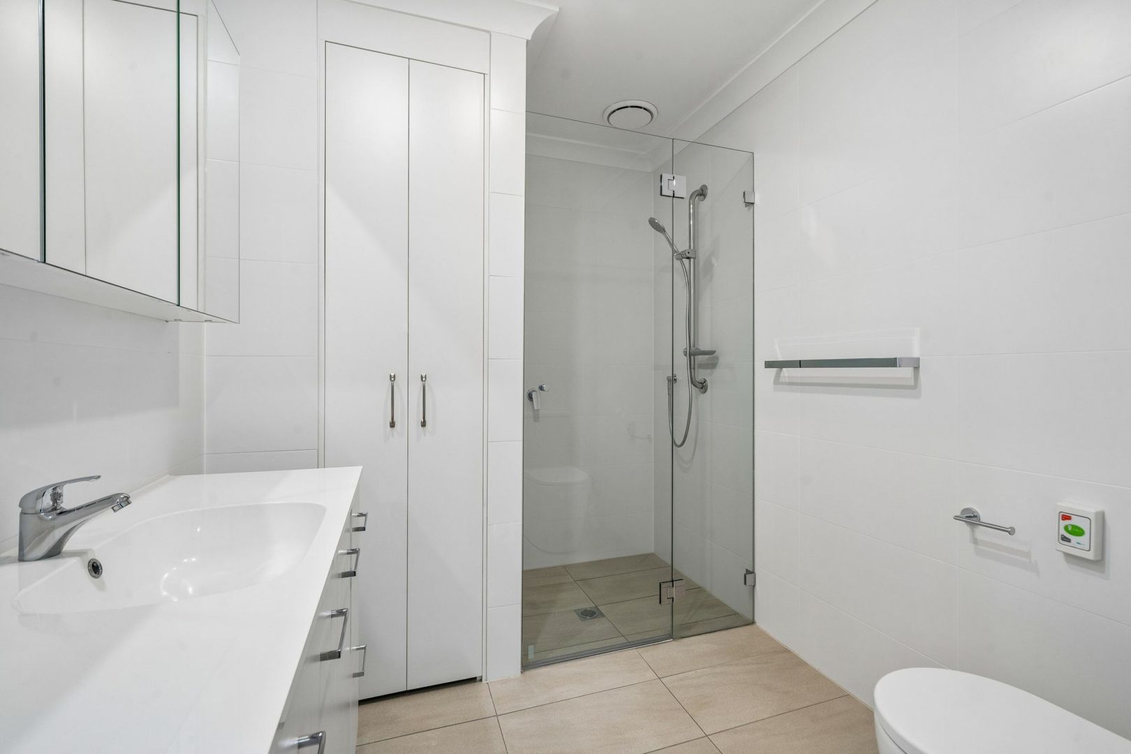 Beautifully Renovated, Elevated Serviced Apartment