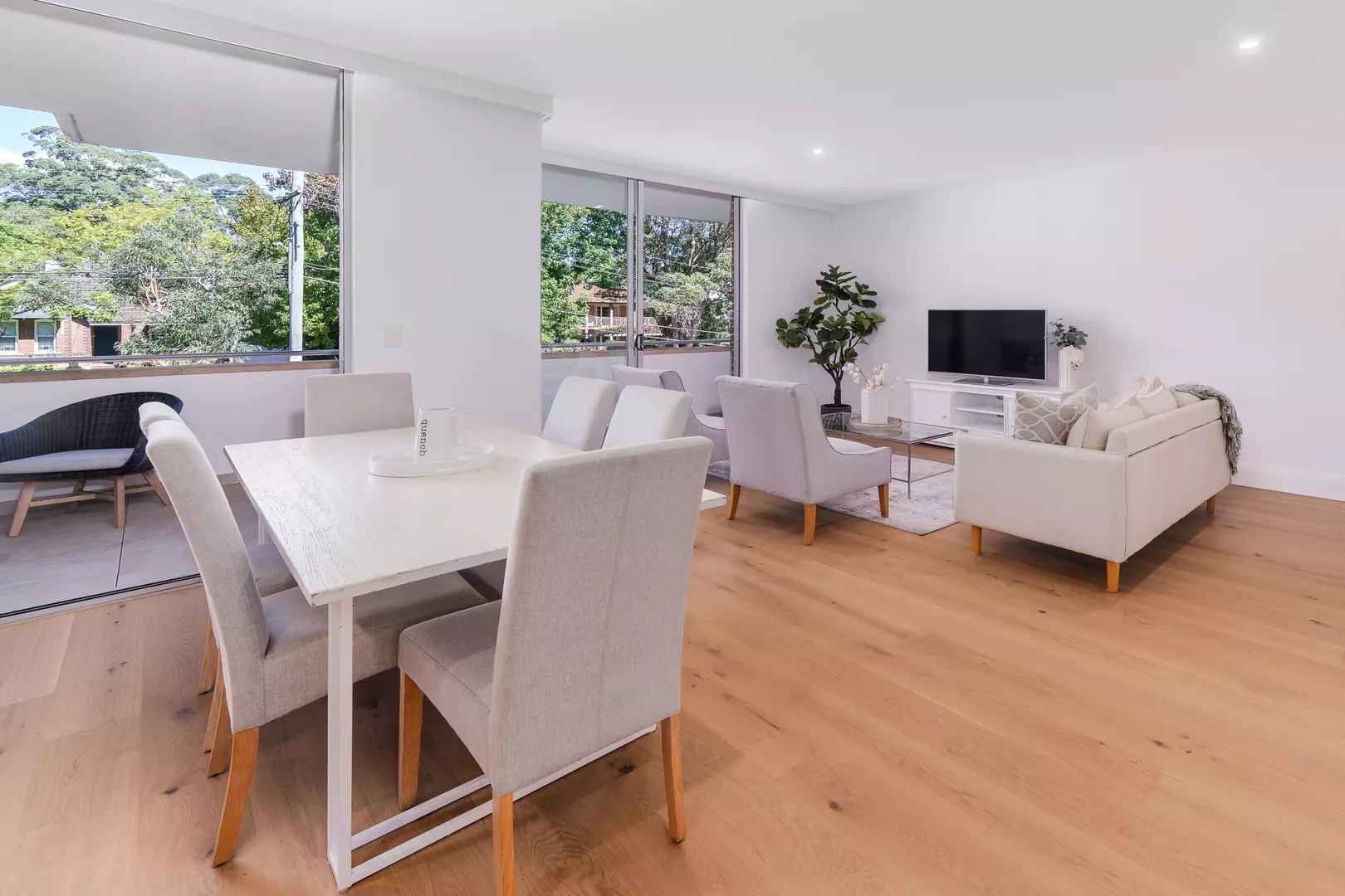 Whisper Quiet 3 Bedroom Apartment