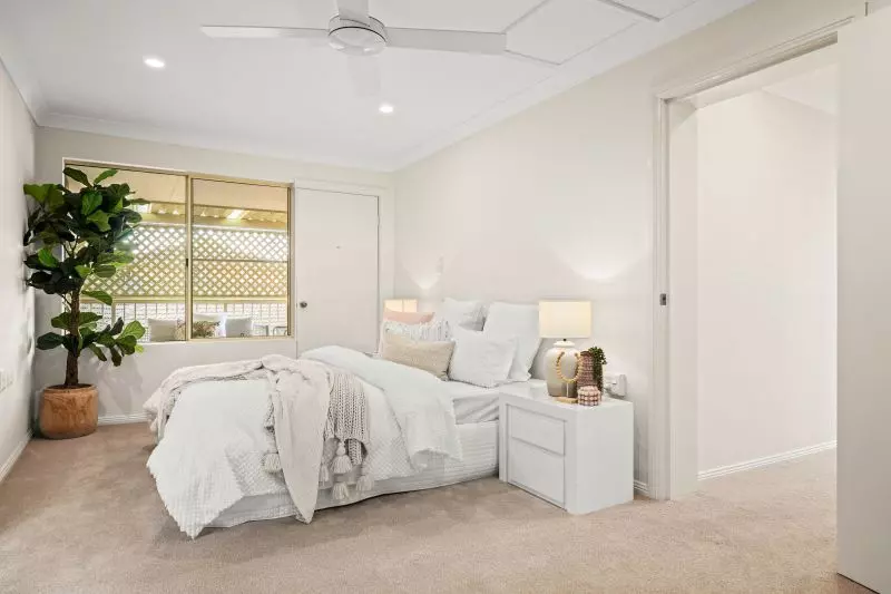 Spacious home just steps away from village amenities and Erina Fair