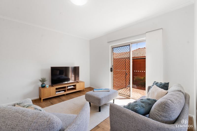 UNDER OFFER. Light-filled, Ground Floor Apartment with Wrap-Around Courtyard