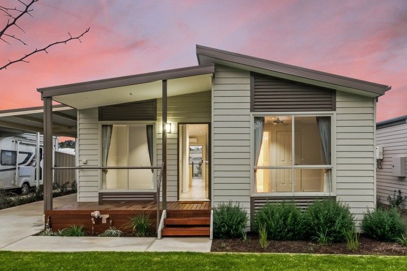 Two bedrooms plus study!