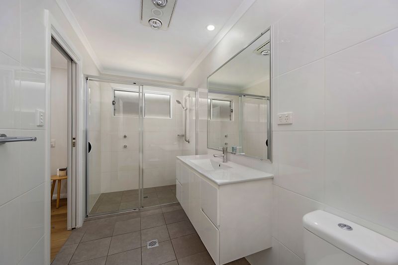 Contemporary Entertainer's Retreat