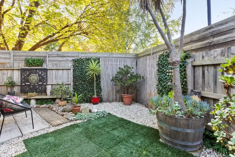 Unique Aspect - No Neighbours! 
Updated Home on Large Corner Block