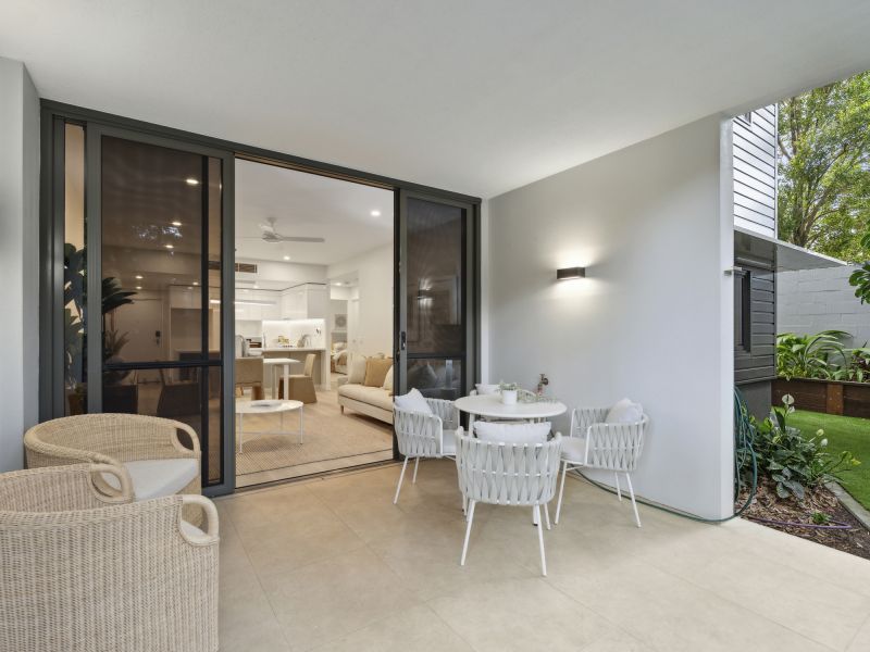 Low-maintenance two-bedroom apartment