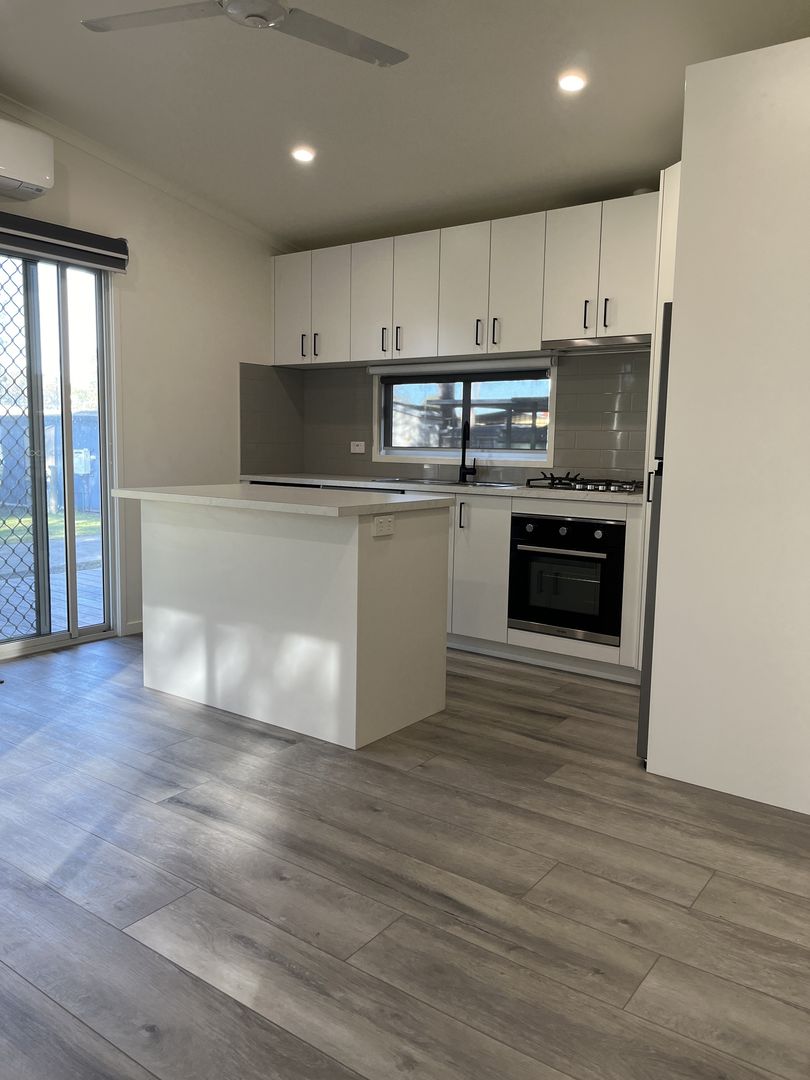 Paynesville Holiday Park - New Two Bedroom Home