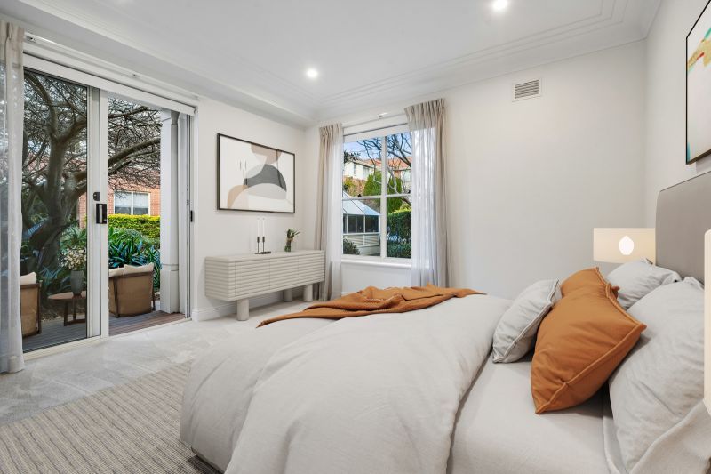 Elegant two-bedroom apartment with dual outdoor spaces