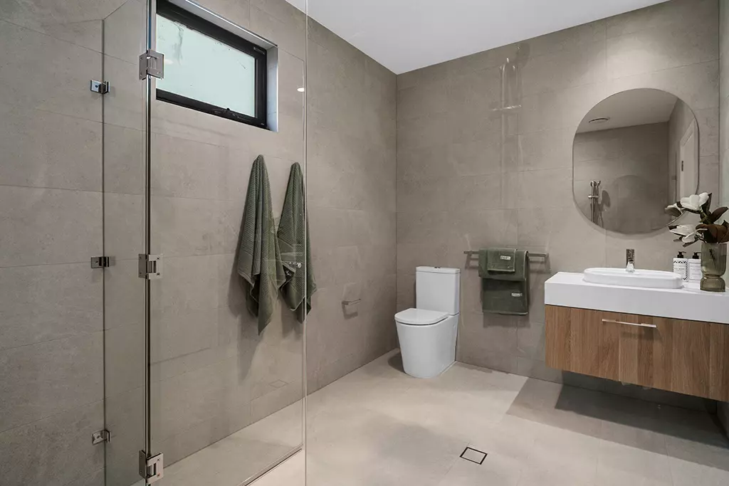 Unit 71 available now please call Andrea on 0455 448 831 to arrange an inspection. 