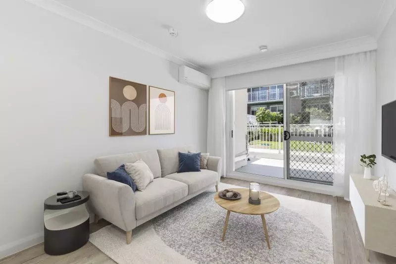 Beautifully refurbished one bedroom serviced apartment with separate bedroom and ensuite plus kitchenette and terrace next to pool area.