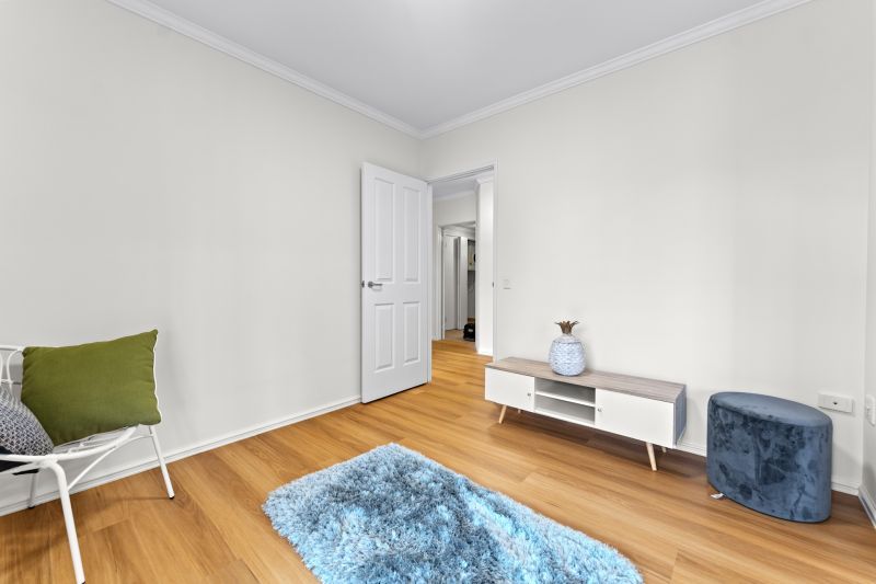 Three Bedroom Retirement Home, Don't Miss Out.....