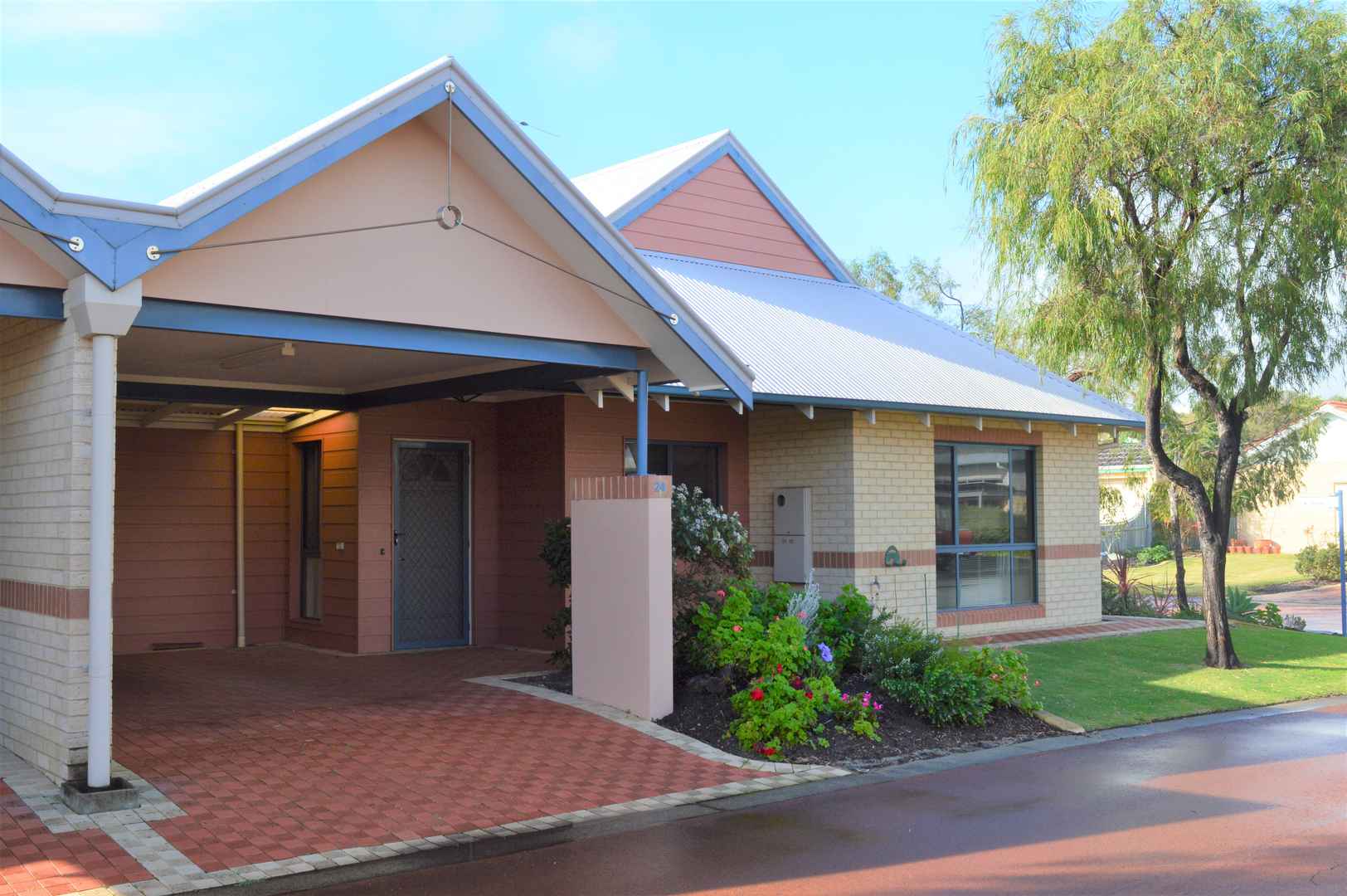 Superb 2 bedroom Independent Living Unit - Unit 24 Capecare Ray Village