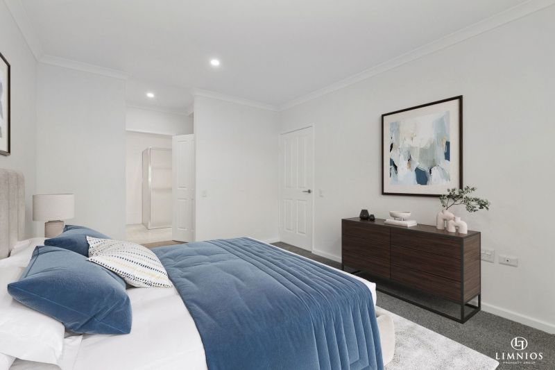CURRENTLY UNDER RESERVATION. Enjoy the winter sun on your north facing balcony!