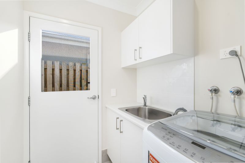 Simplicity & Style – Elegant Two-Bedroom Home with Study