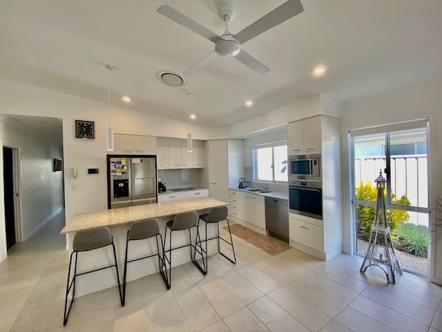 THE HOME YOU HAVE BEEN WAITING FOR - FLAME TREE RV Home 402