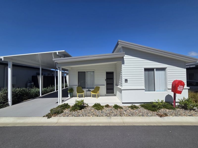 3 bedrooms & 2 bathrooms