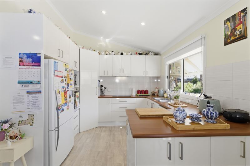 Charming Two-Bedroom Cottage