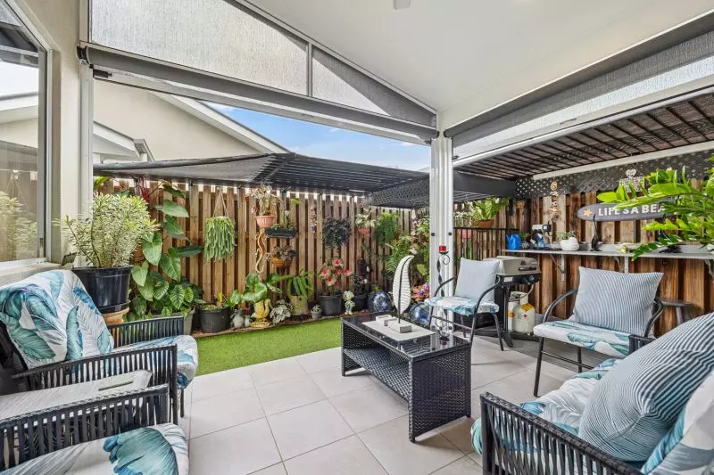 Stunning Tropical Hideaway!