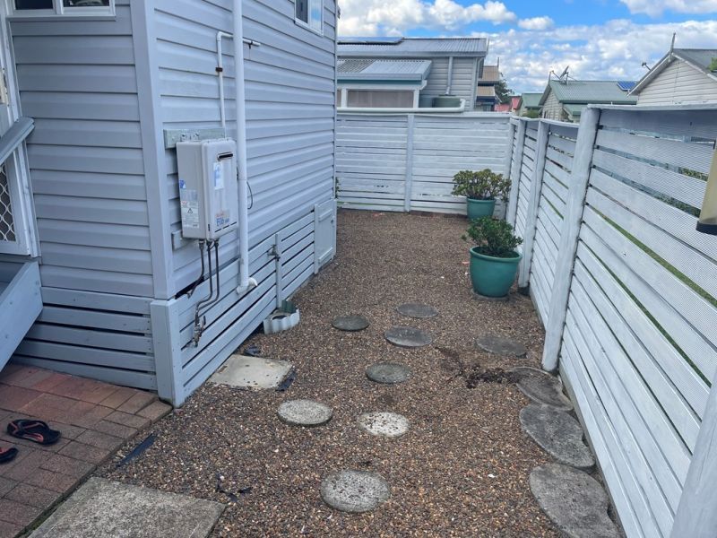 NEATLY RENOVATED 2-BEDROOM