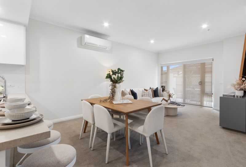 Stylish one-bed ground-floor apartment with outdoor space