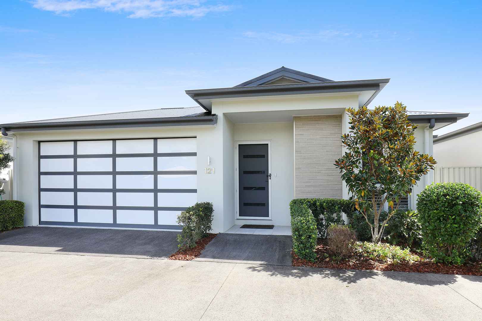 Simplify your Life in STYLE! - Villa 121 GemLife Maroochy Quays