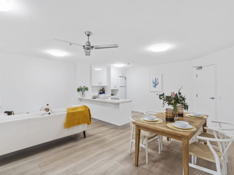 Top-level one-bedroom serviced apartment