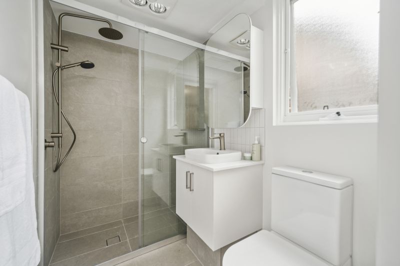 Stylish refurbished home in a tranquil setting!