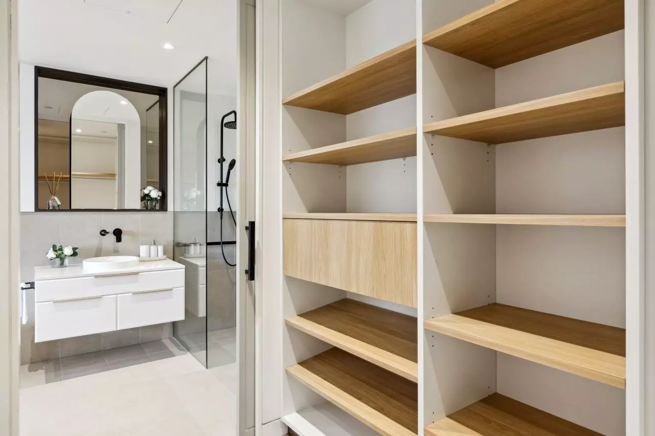 Luxurious Two-Bedroom Street Facing Apartment