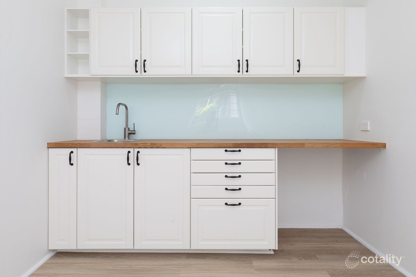 Serviced Apartment 1.26 – A Private End Apartment, Ready for Your Personal Touch