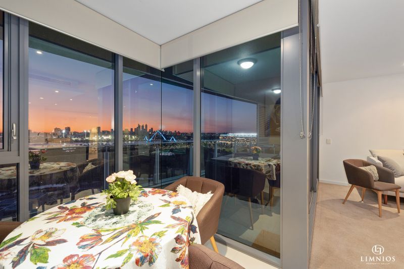 Room With A View!