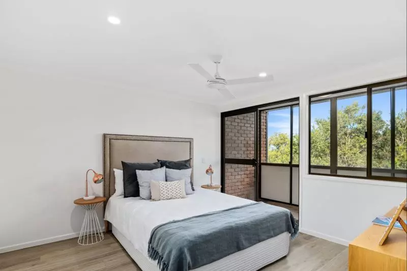 Serene top-floor apartment in a prime location