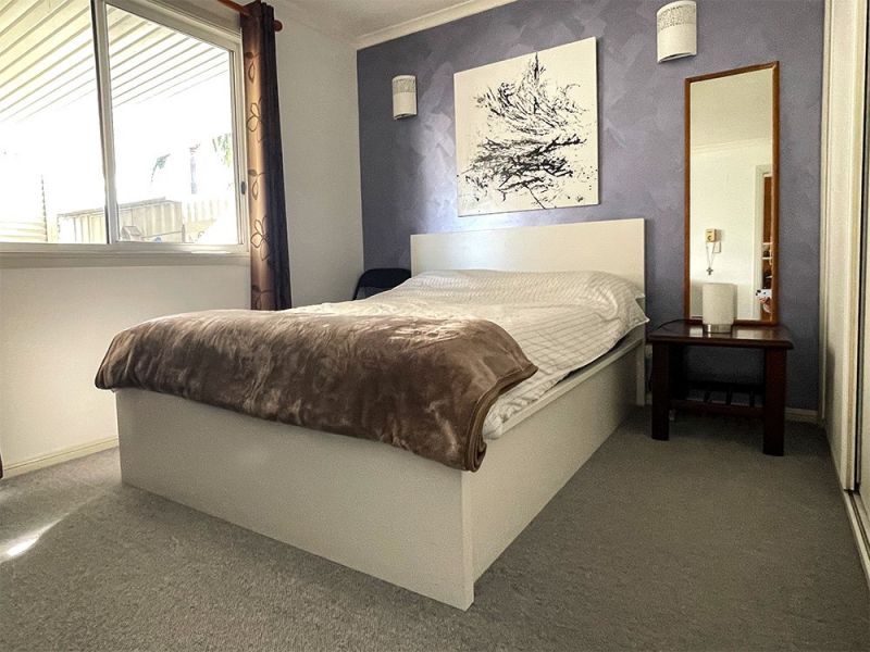 Stroll to community centre