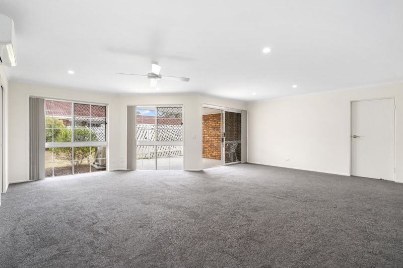 Retirement living at its best, located in a sought-after community.