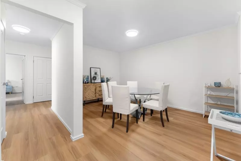 Three Bedroom Retirement Home, Don't Miss Out.....