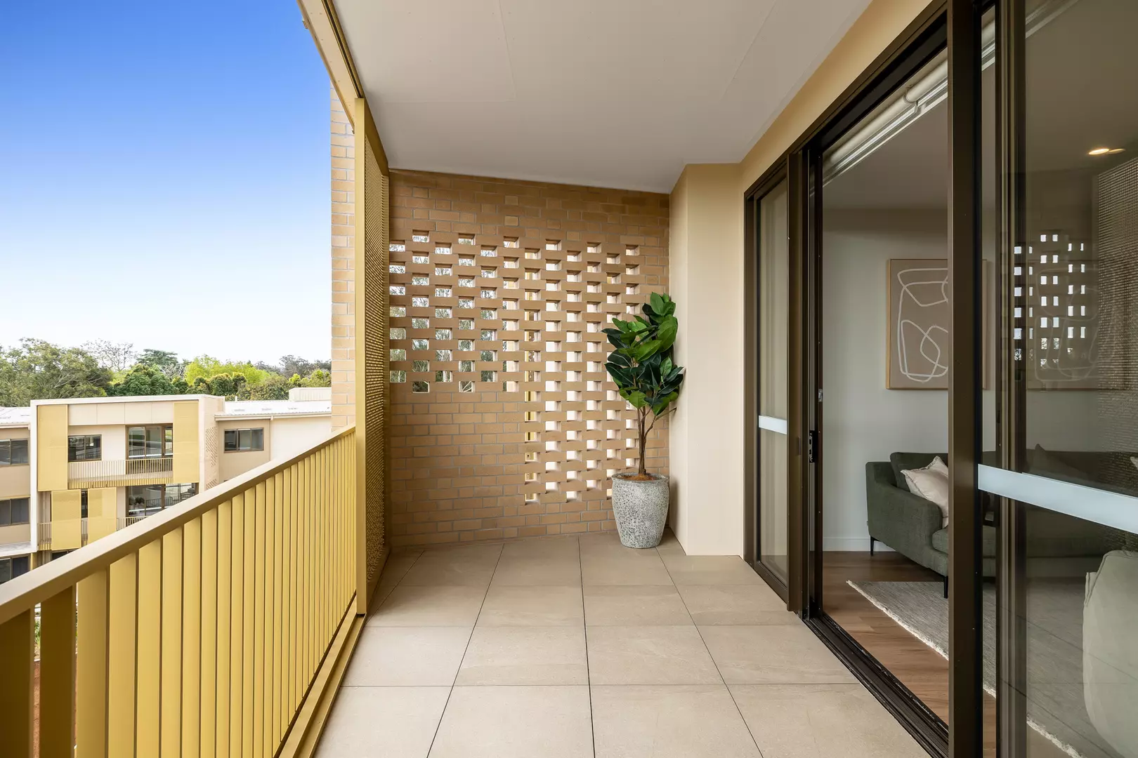 Your choice of stunning views or courtyard charm - Type B