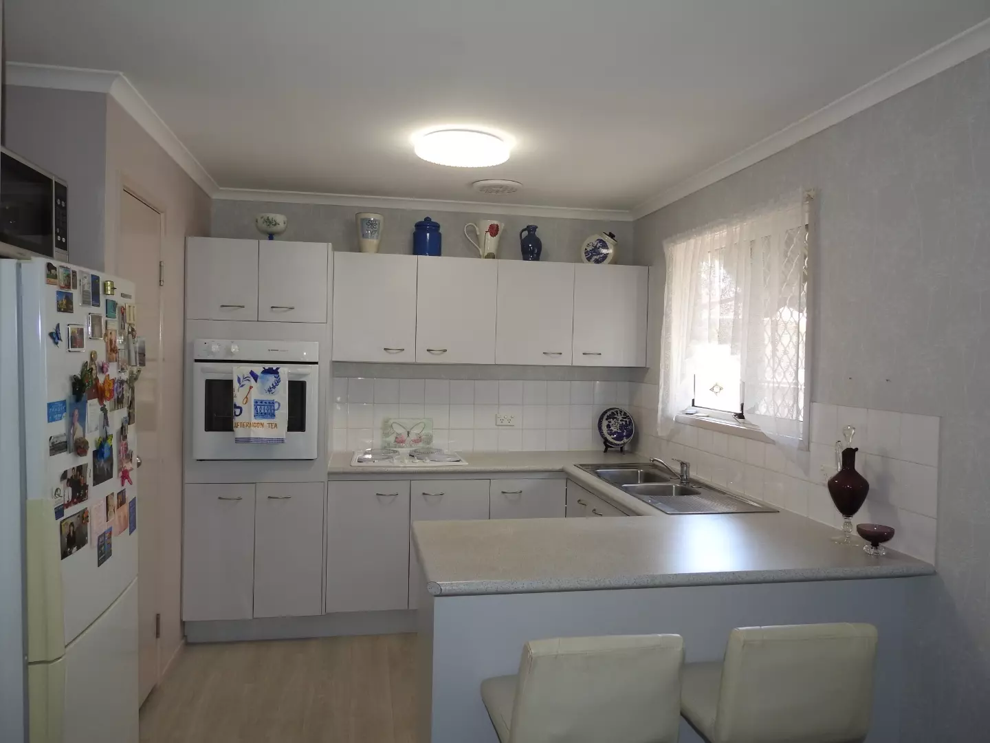 Have a morning cuppa on the balcony and watch the world go by.