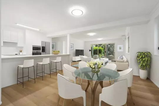 Contemporary 3-bedroom surrounded by bushland