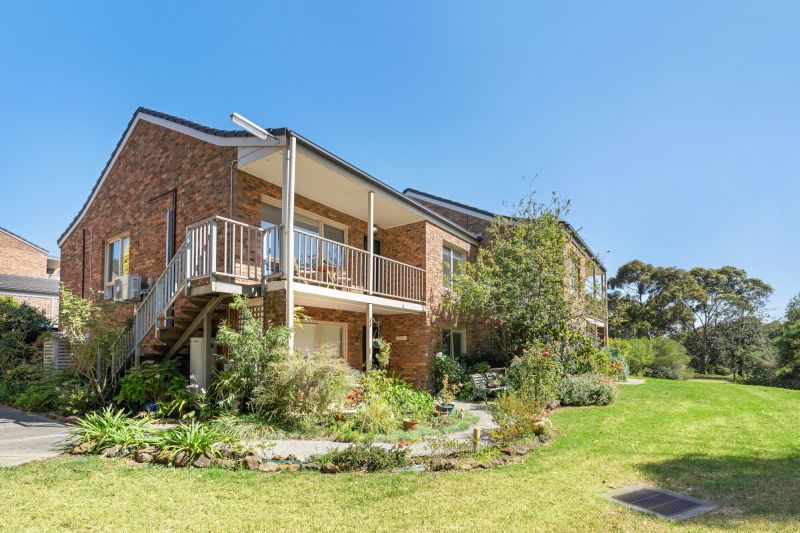 UNDER OFFER - Your private oasis awaits! Creek views and the sounds of birdlife..