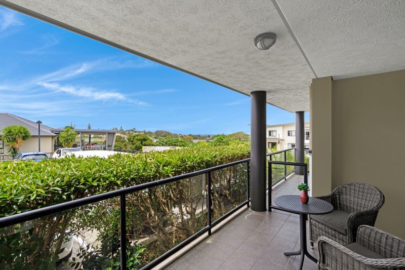 North-facing ground floor studio unit