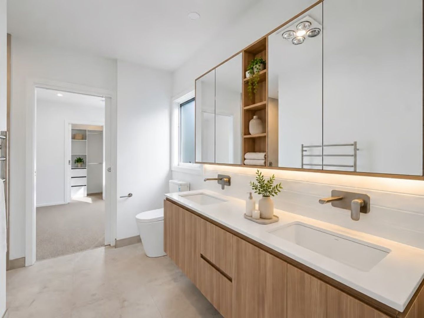 Lifestyle Communities Woodlea - Step into the welcoming Edwin