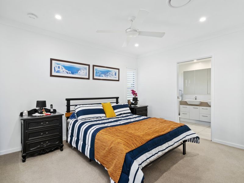 Site 8 - Established Heron