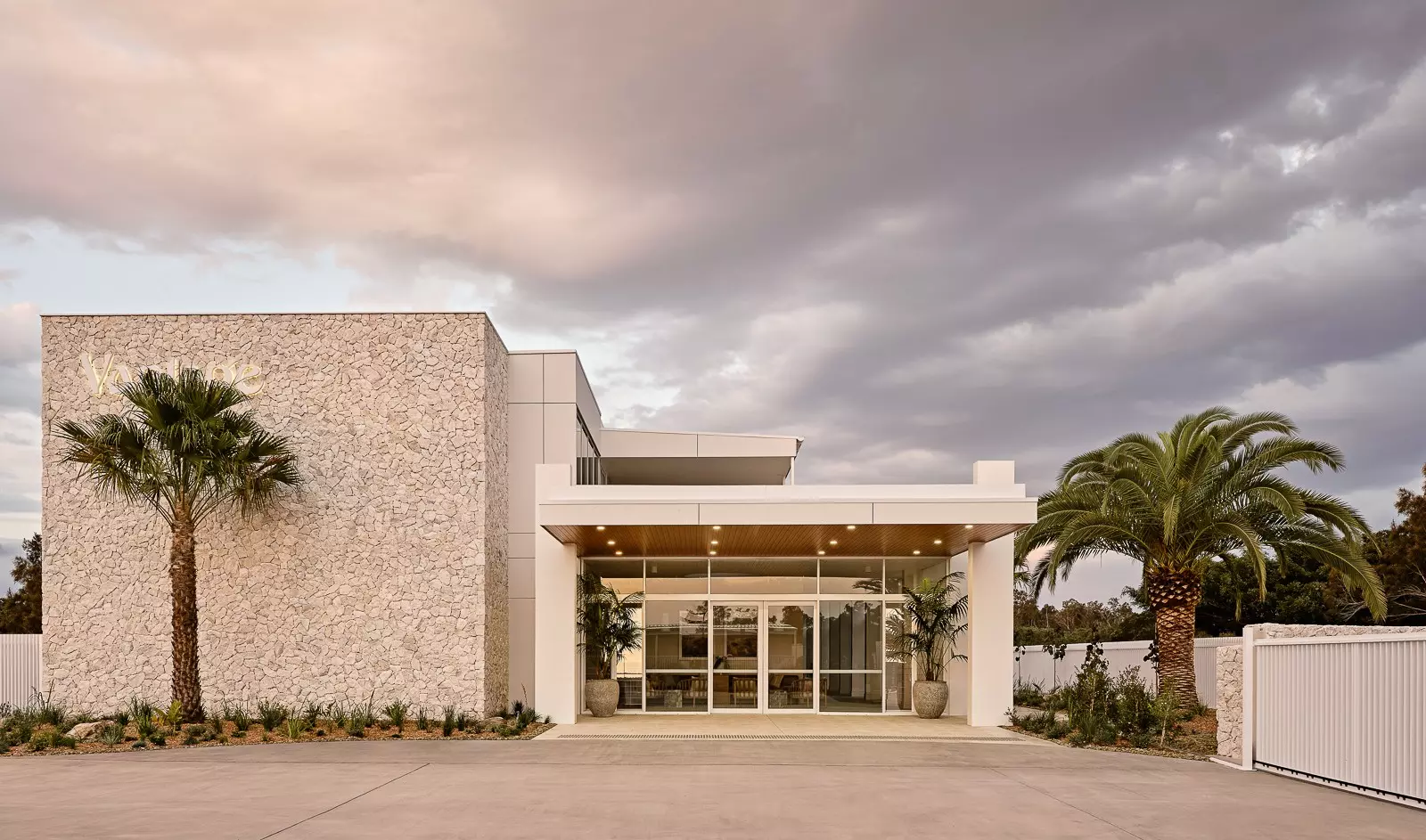 Palm Lake Resort Yamba Cove