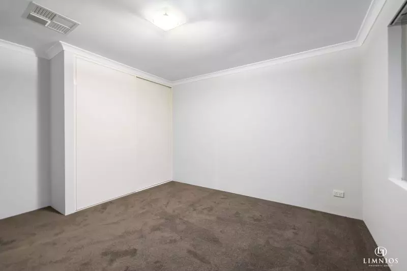 Stylish and Spacious Family Home on a big Land!