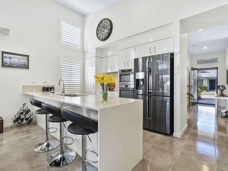 Site 63 - Established Heron