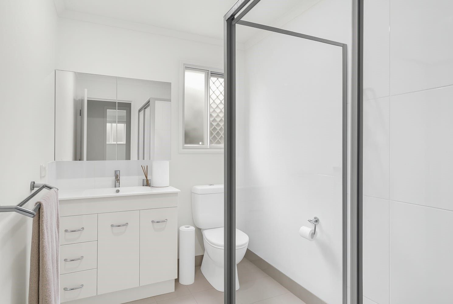 Ex Display Villa in Stage 4 - Ready to Move in with extra features.  Located in an Over 50's Lifestyle Living Complex.