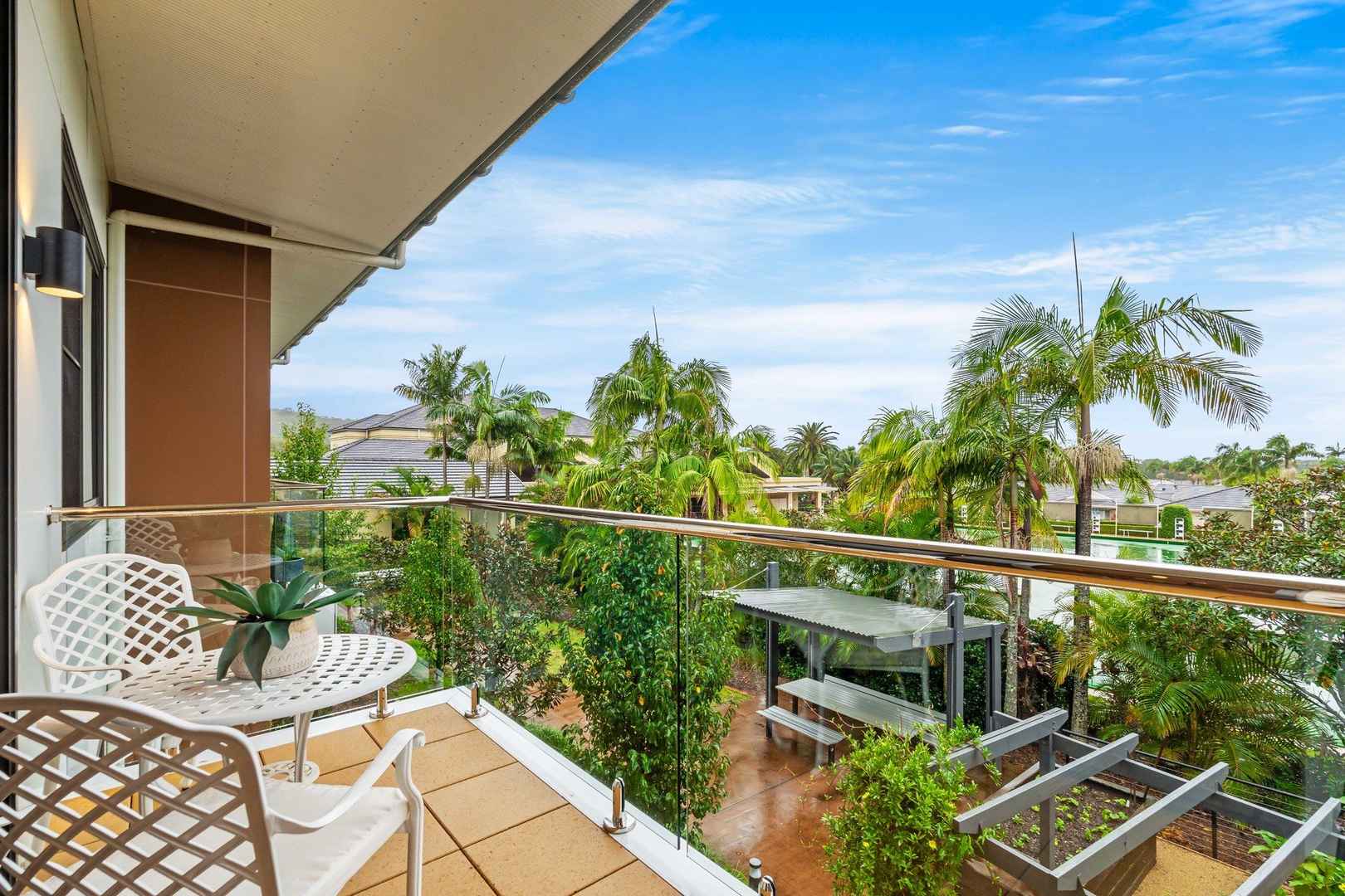First Floor Apartment with a Leafy Outlook